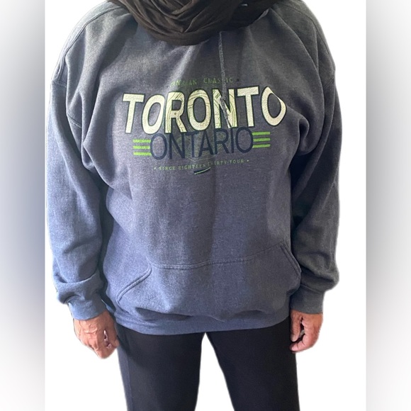 Toronto Hoodie - Picture 1 of 2